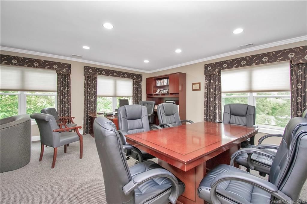 Suite 604 : 85 Felt Rd, South Windsor, CT, 06074